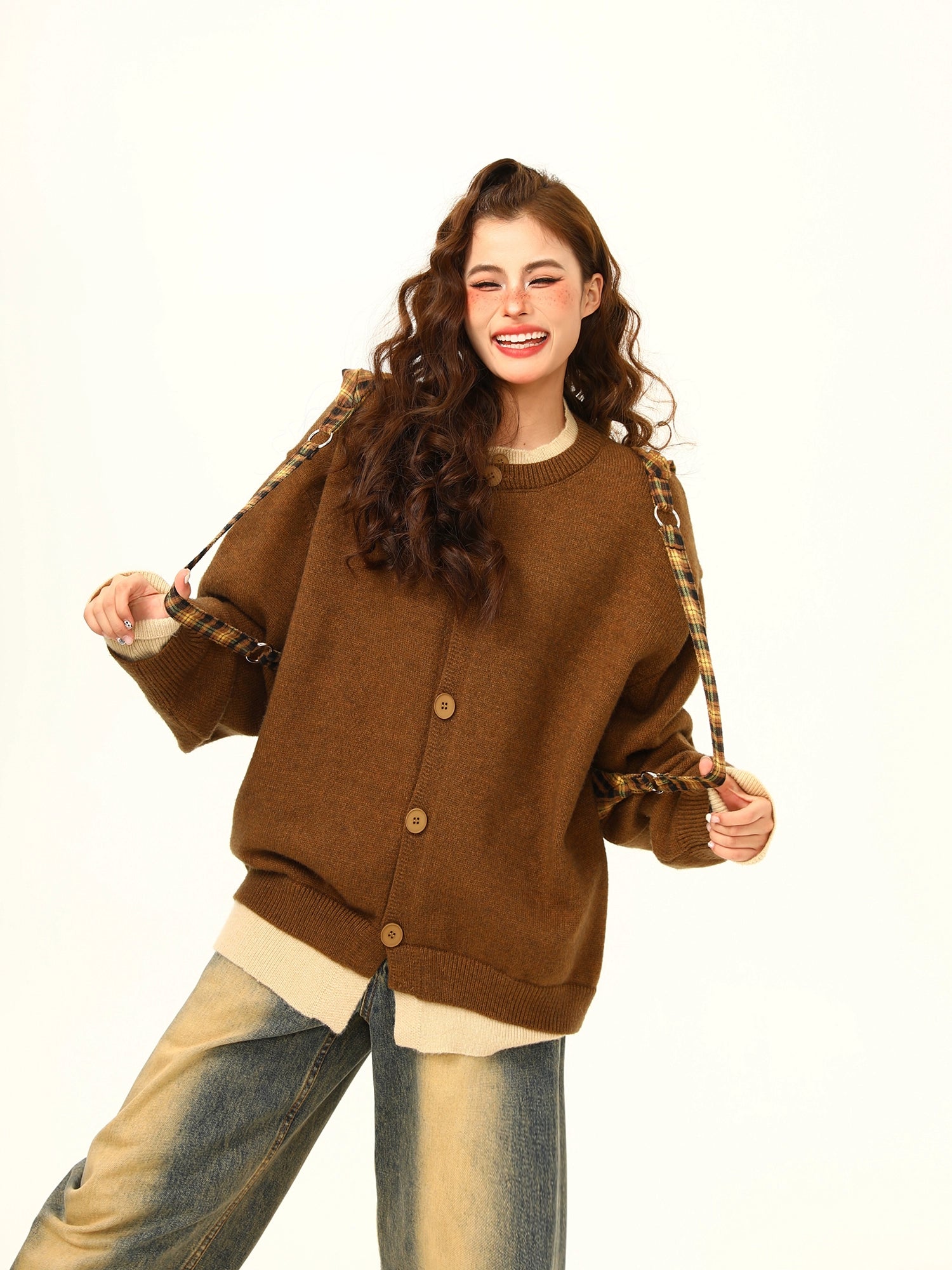 Round Neck Knit Cardigan Round Neck Knit Cardigan