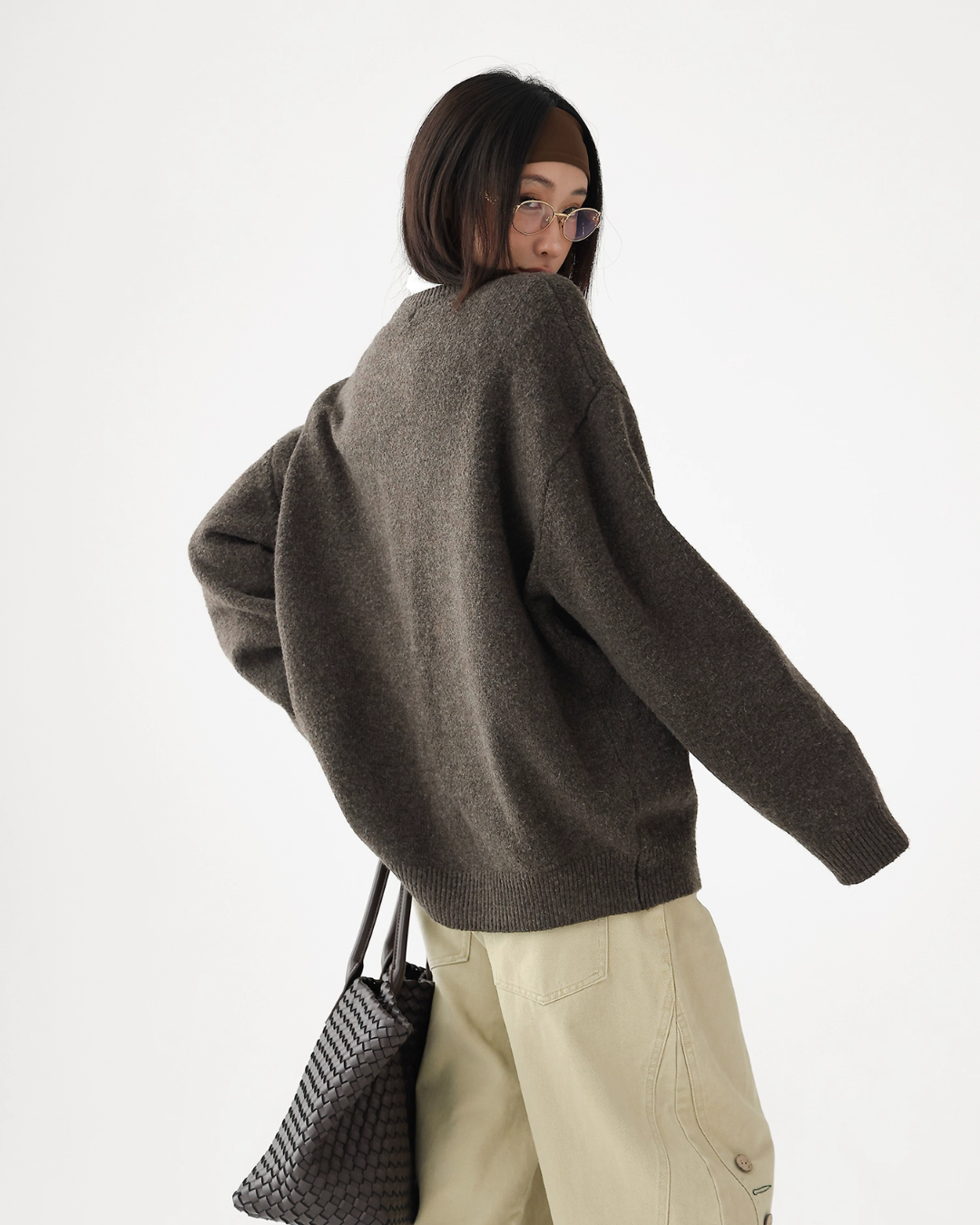 Round-Neck Knit Cardigan Round-Neck Knit Cardigan