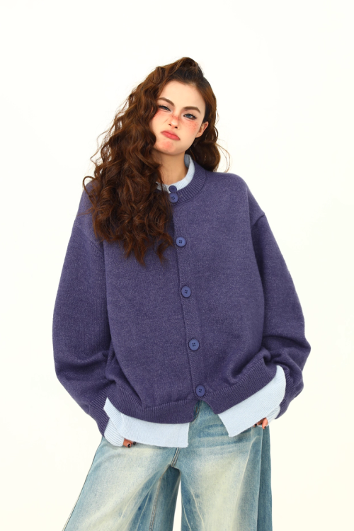 Round Neck Knit Cardigan