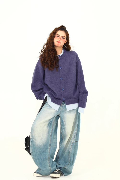 Round Neck Knit Cardigan