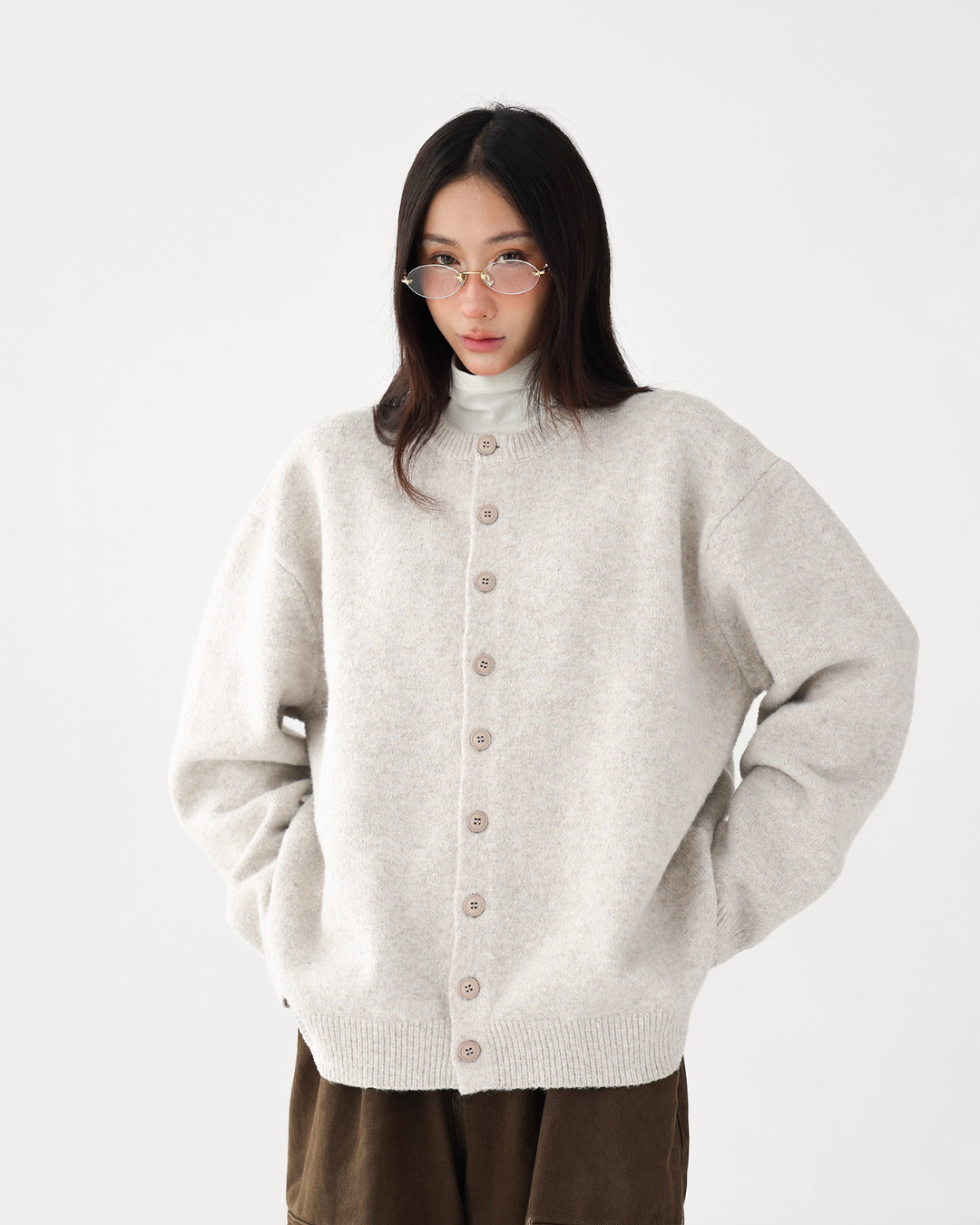 Round-Neck Knit Cardigan Round-Neck Knit Cardigan