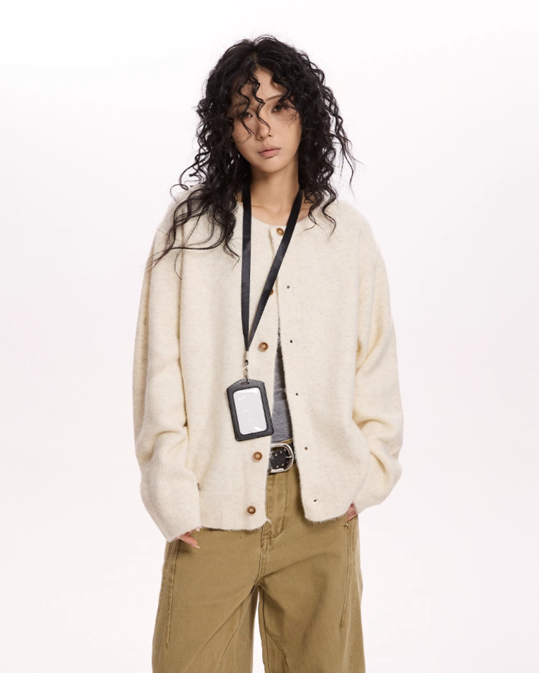 Round Neck Knit Cardigan Round Neck Knit Cardigan