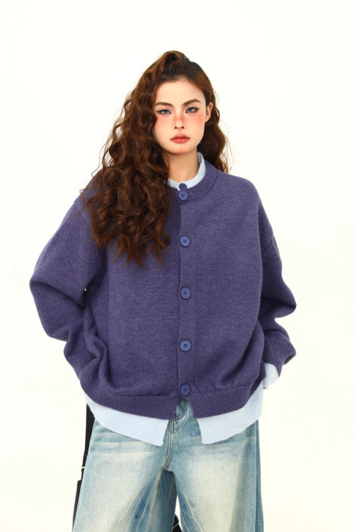 Round Neck Knit Cardigan