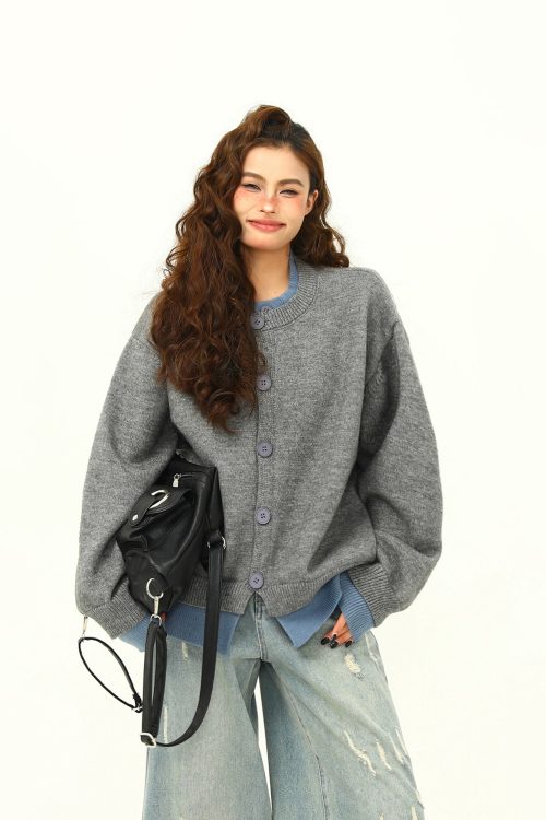 Round Neck Knit Cardigan