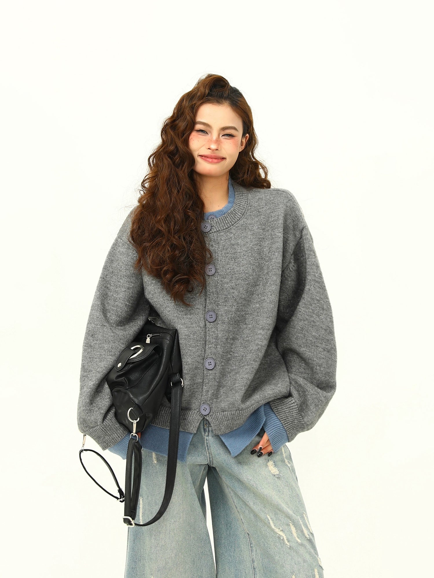 Round Neck Knit Cardigan Round Neck Knit Cardigan