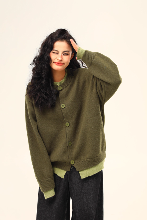 Round Neck Knit Cardigan