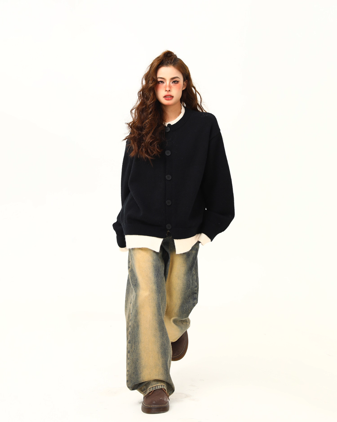 Round Neck Knit Cardigan Round Neck Knit Cardigan