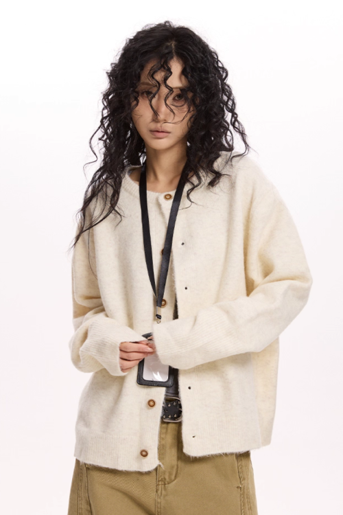 Round Neck Knit Cardigan