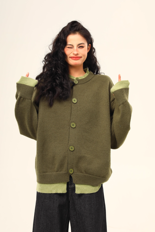 Round Neck Knit Cardigan