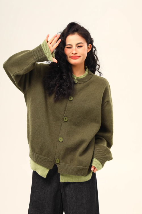 Round Neck Knit Cardigan