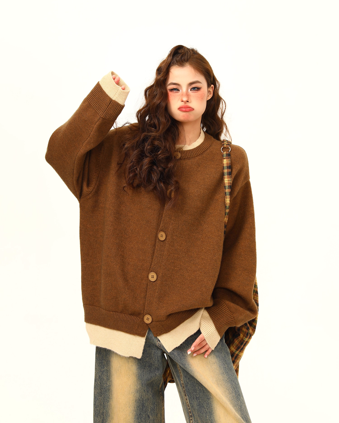 Round Neck Knit Cardigan Round Neck Knit Cardigan