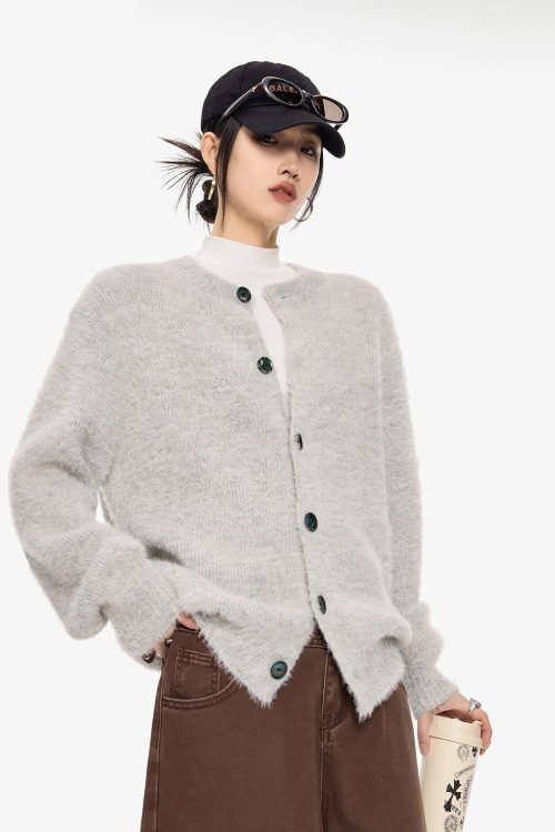 Round Neck Knit Cardigan