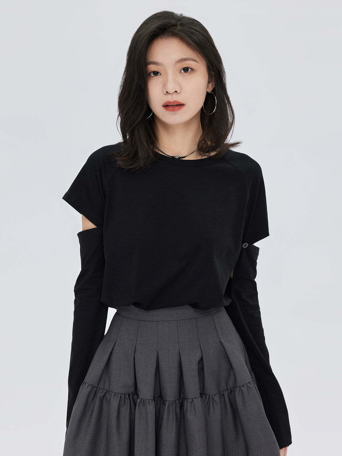 Round Neck Long Sleeve T-Shirt Round Neck Long Sleeve T-Shirt