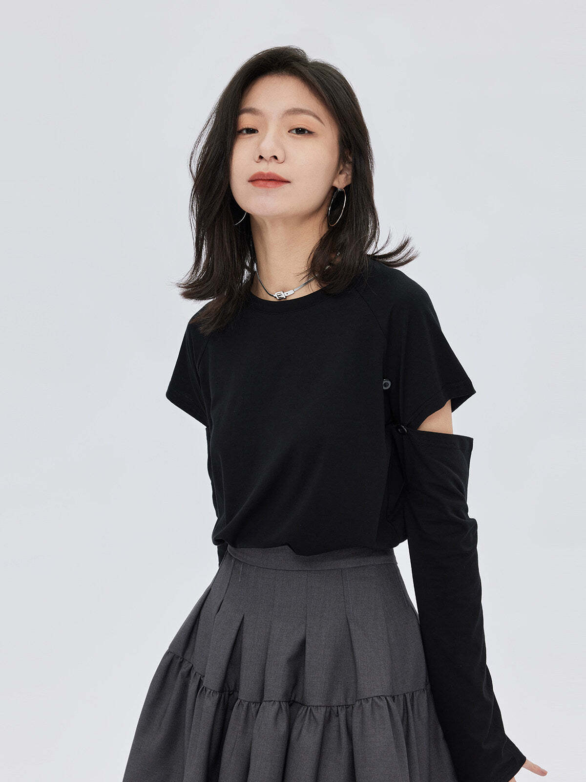 Round Neck Long Sleeve T-Shirt Round Neck Long Sleeve T-Shirt