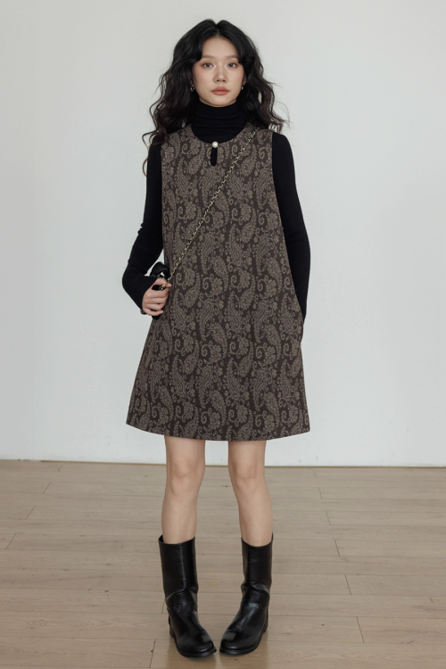 Round Neck Paisley Vest Dress
