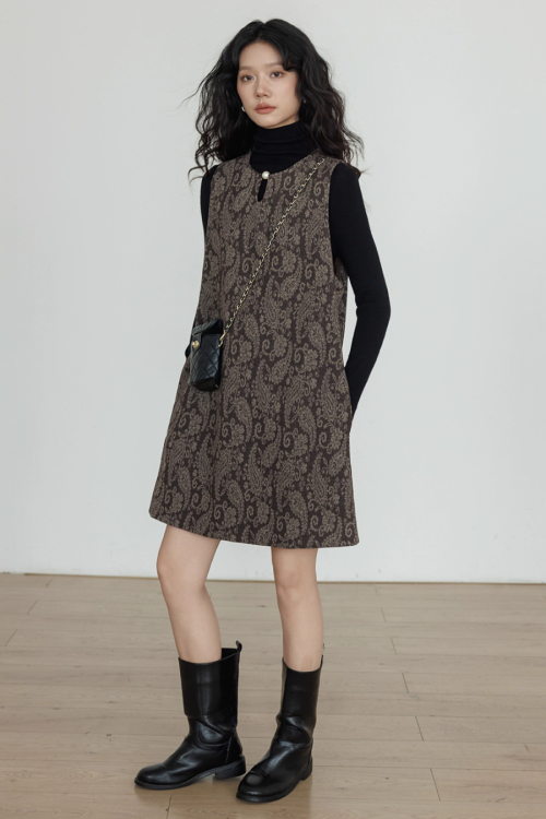 Round Neck Paisley Vest Dress