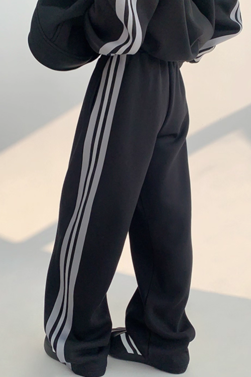 Sideline Stand Neck Jacket / Loose Pants