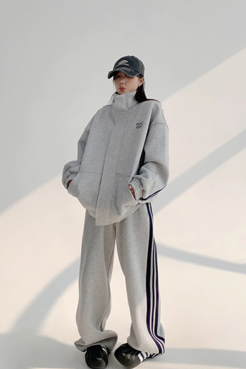 Sideline Stand Neck Jacket / Loose Pants