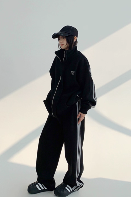 Sideline Stand Neck Jacket / Loose Pants
