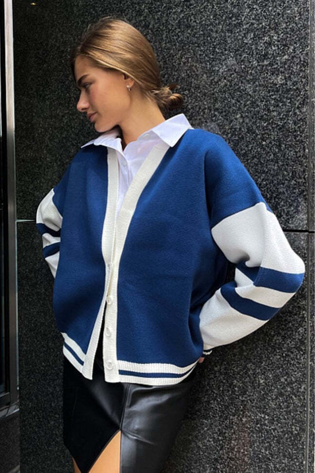 Simple Color Block Striped Relaxed Knit Cardigan Simple Color Block Striped Relaxed Knit Cardigan