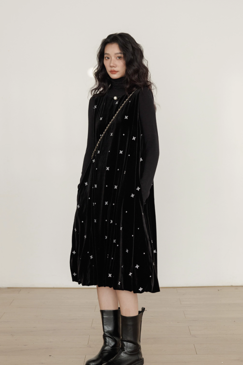 Sleeveless Velour Elegant Dress