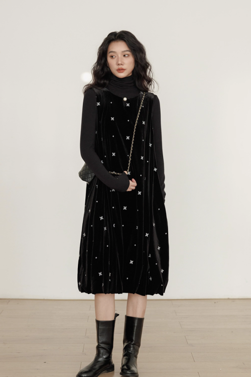 Sleeveless Velour Elegant Dress