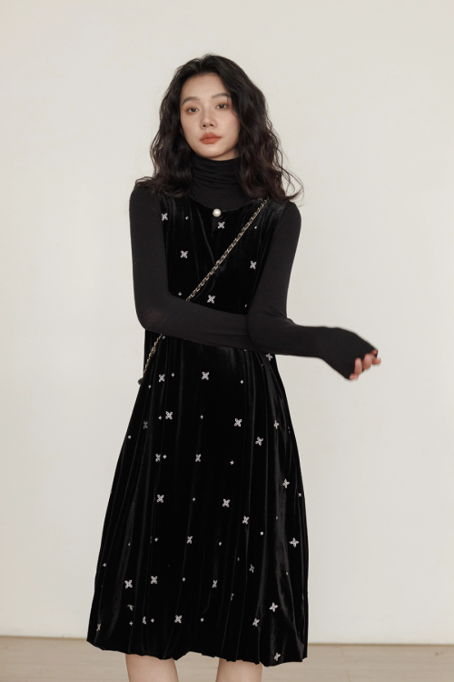 Sleeveless Velour Elegant Dress