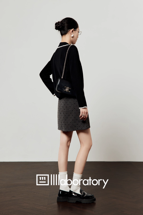 Slim Fit Knit Cardigan / Polka Dot Mini Skirt