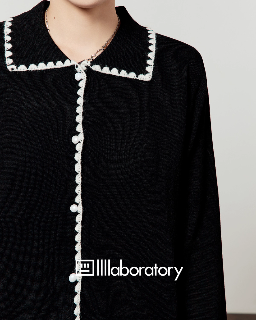 Slim Fit Knit Cardigan / Polka Dot Mini Skirt Slim Fit Knit Cardigan / Polka Dot Mini Skirt