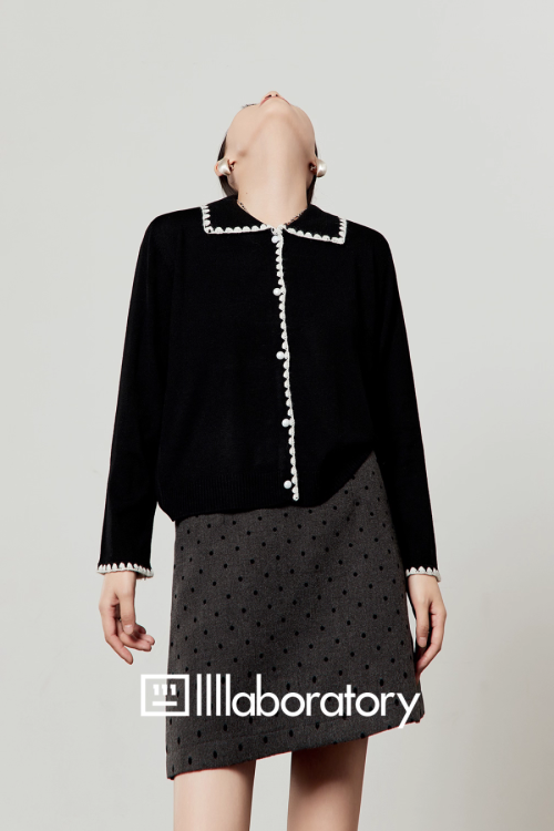 Slim Fit Knit Cardigan / Polka Dot Mini Skirt