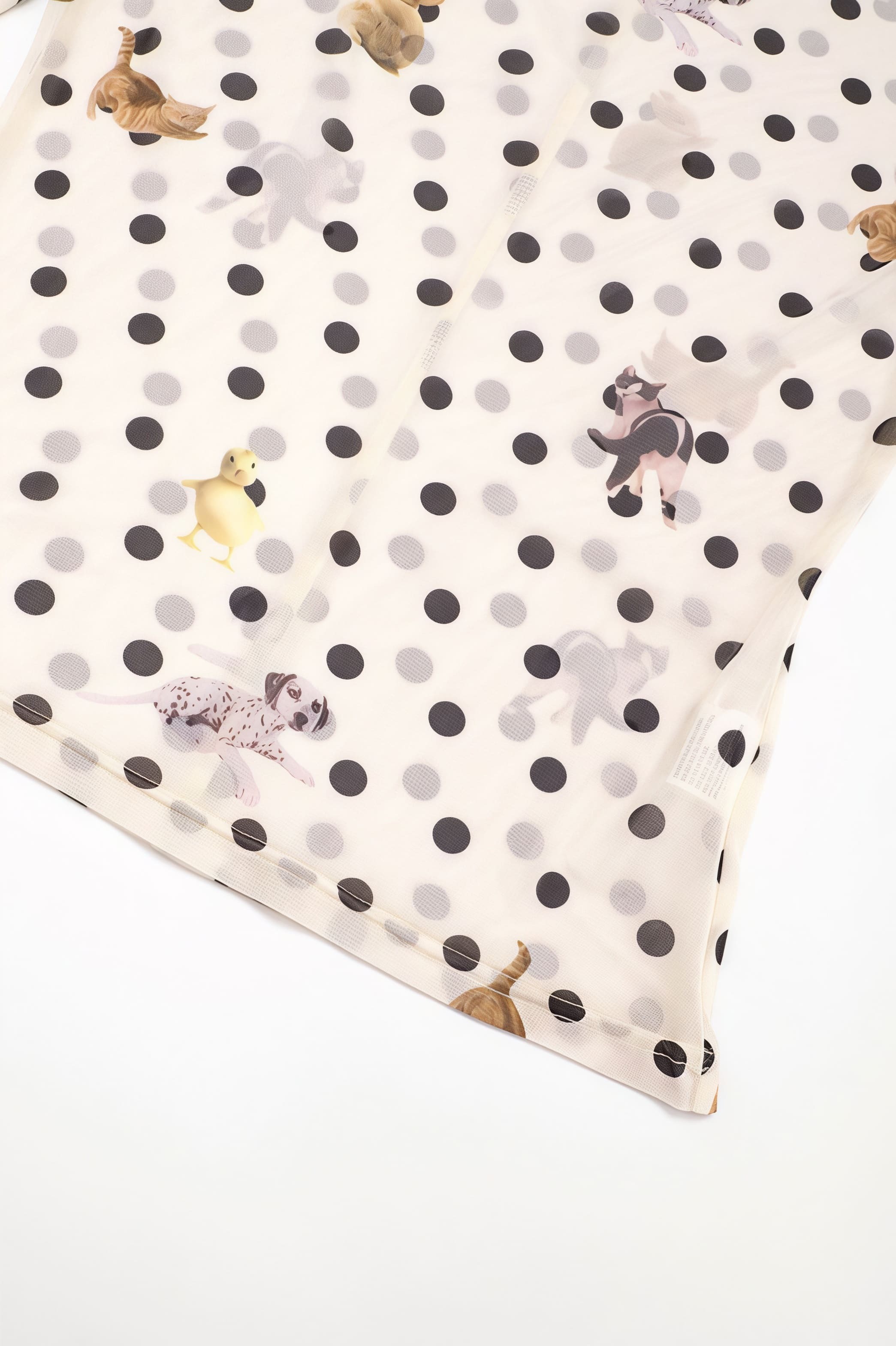 Slim Fit Short Length Animal Print Blouse Slim Fit Short Length Animal Print Blouse