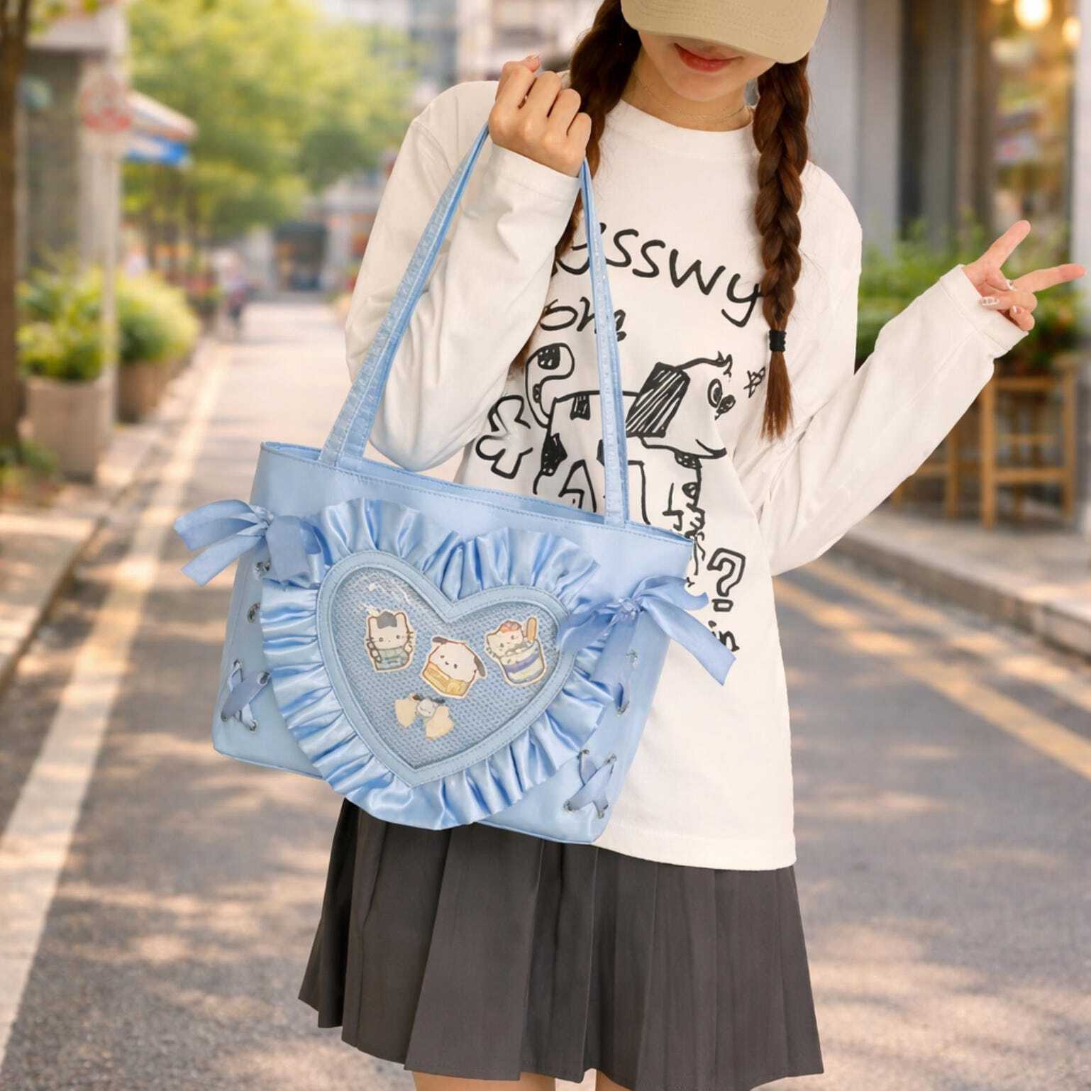 Small Black Lace Heart Ita Messenger Bag for Pin Display Small Black Lace Heart Ita Messenger Bag for Pin Display