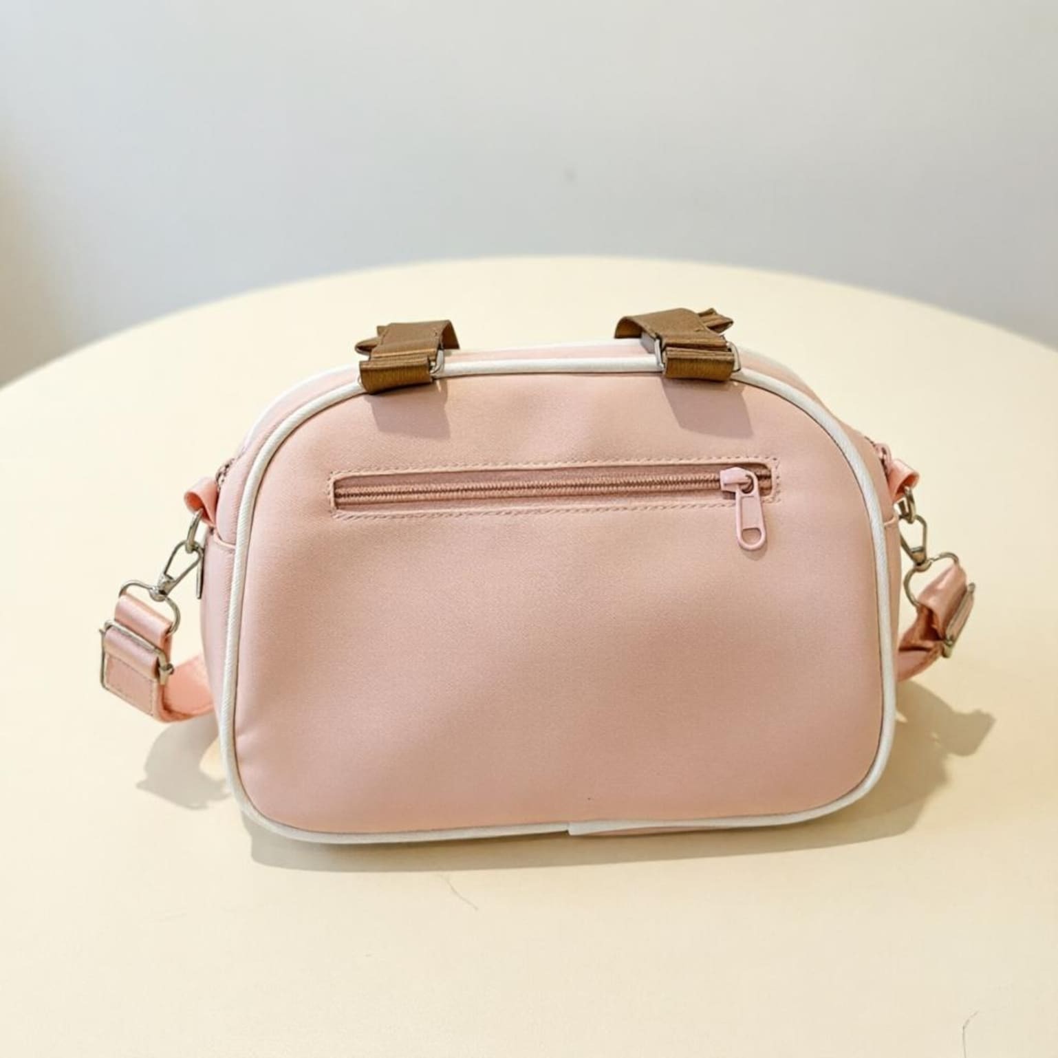 Small Pastel Kawaii Ita Messenger Bag with Clear Window for Plushies and Pins Small Pastel Kawaii Ita Messenger Bag with Clear Window for Plushies and Pins