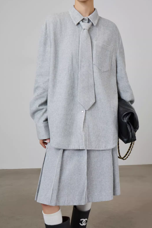 Soft Loose Long Sleeve Shirt / Knee Length Skirt