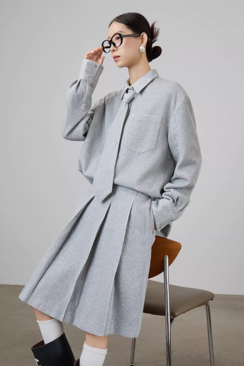 Soft Loose Long Sleeve Shirt / Knee Length Skirt