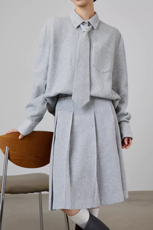 Soft Loose Long Sleeve Shirt / Knee Length Skirt