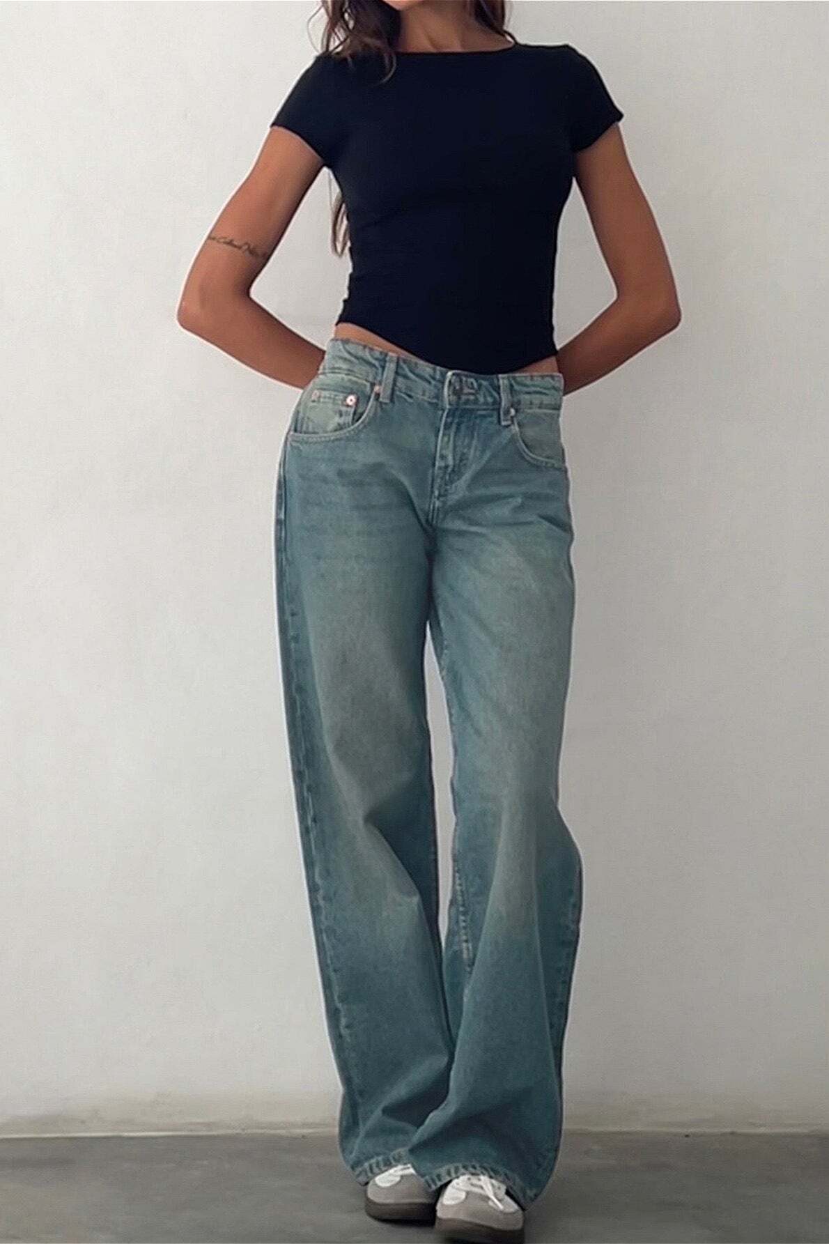 Solid Stretch Straight Leg Jeans Solid Stretch Straight Leg Jeans