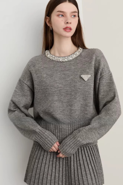 Sparkling Collar Knit Top / Knit Pleated Skirt