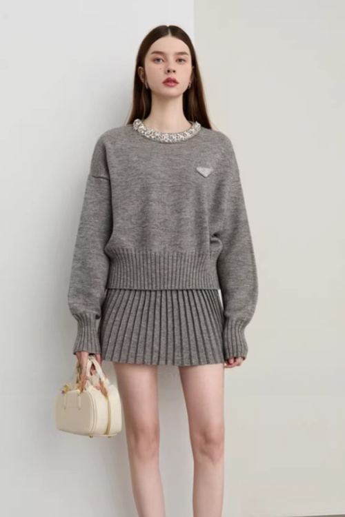 Sparkling Collar Knit Top / Knit Pleated Skirt