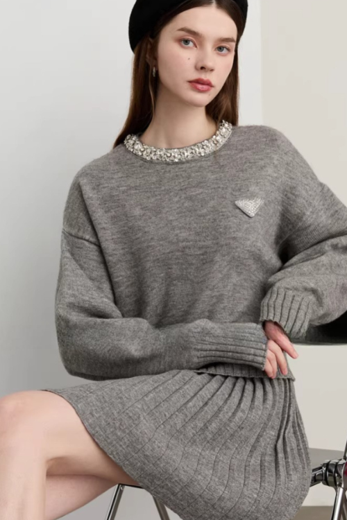 Sparkling Collar Knit Top / Knit Pleated Skirt