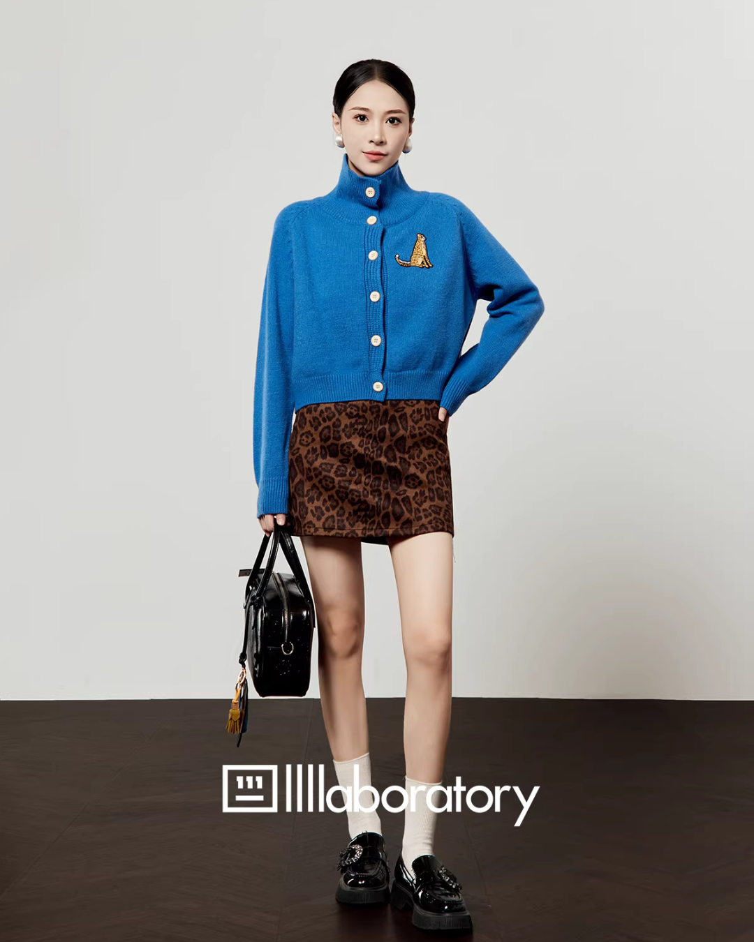 Stand Collar Knit Top / Leopard Print Mini Skirt Stand Collar Knit Top / Leopard Print Mini Skirt