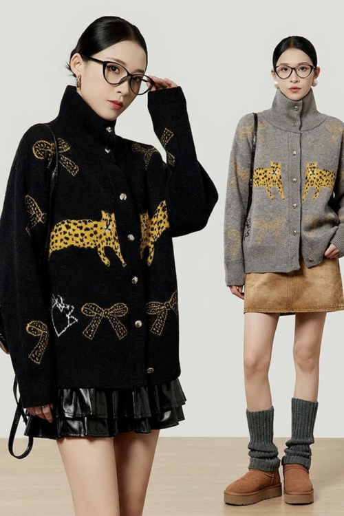 Stand Collar Leopard Jacquard Knit