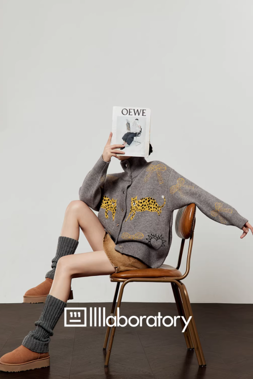 Stand Collar Tiger Knit Top / Mini Skirt