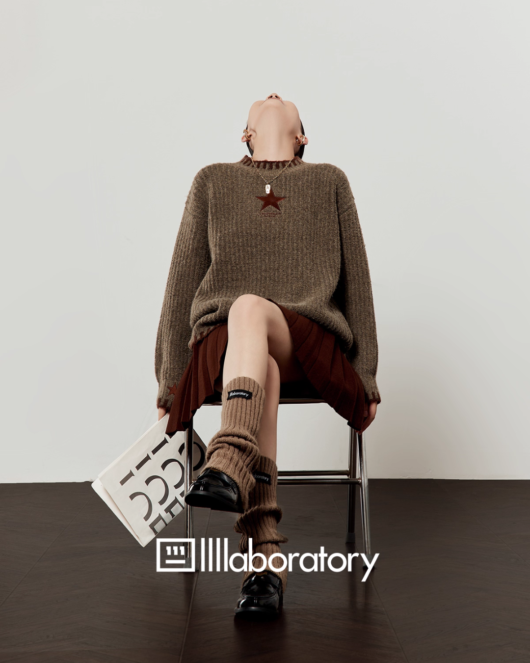 Star Logo Mock Neck Top / Pleated Skirt Star Logo Mock Neck Top / Pleated Skirt