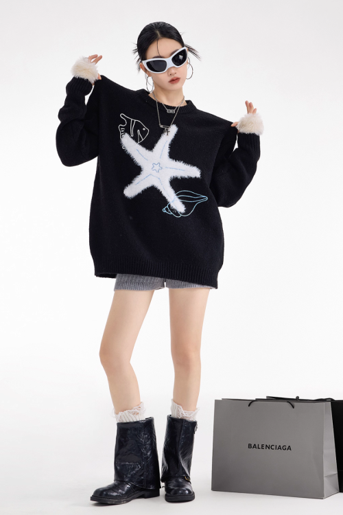 Starfish Round Neck Knit