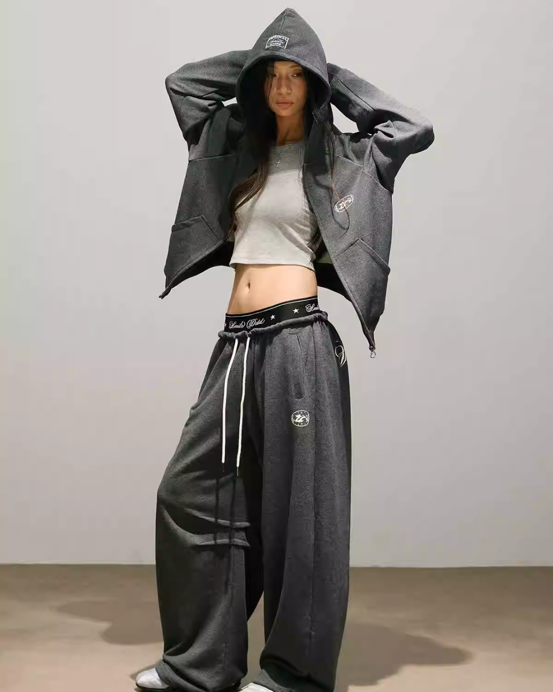 Street Zip Up Hoodie / Double Waist Sweatpants Street Zip Up Hoodie / Double Waist Sweatpants