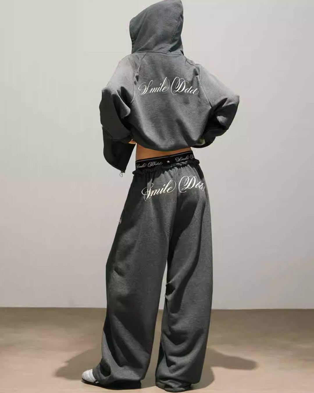 Street Zip Up Hoodie / Double Waist Sweatpants Street Zip Up Hoodie / Double Waist Sweatpants