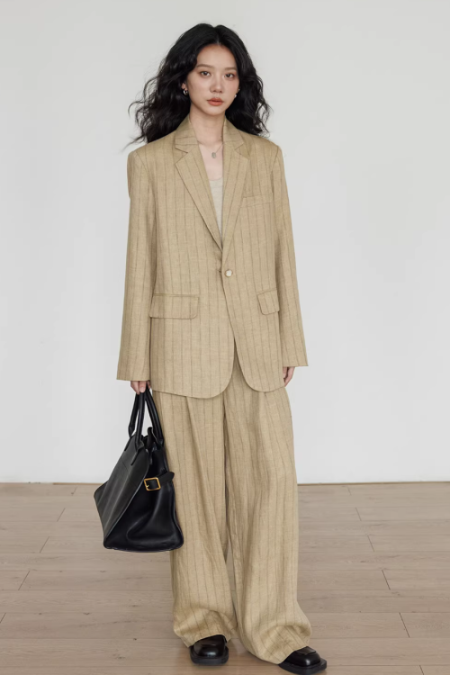 Stripe Design Blazer Jacket / Casual Wide Pants