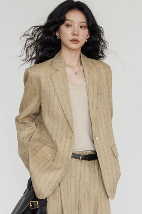 Stripe Design Blazer Jacket / Casual Wide Pants