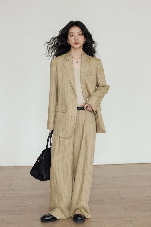 Stripe Design Blazer Jacket / Casual Wide Pants